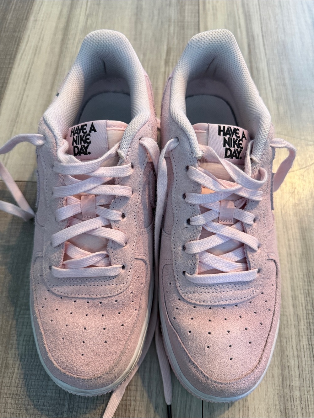 Nike Kids Light Pink Suede 'Have A Nike Day' Sneakers